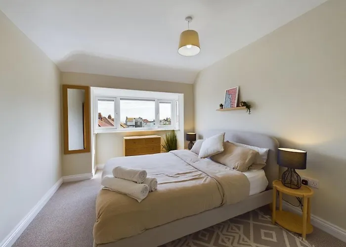Stones Throw - Stunning House, Mins From Beach And Dogs Welcome