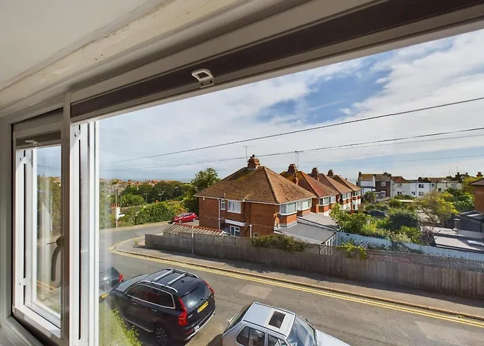 Stones Throw - Stunning House, Mins From Beach And Dogs Welcome