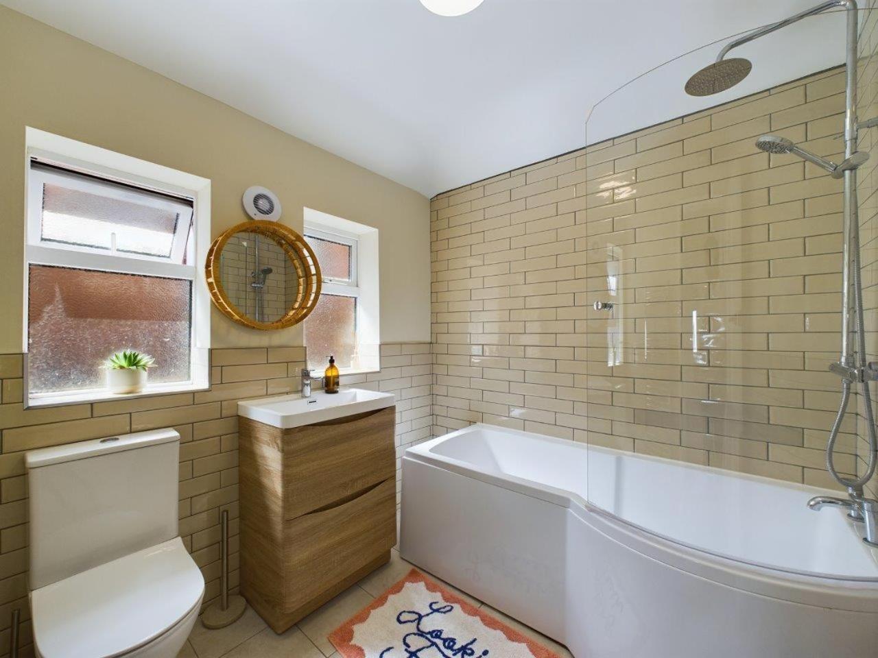 Stones Throw - Stunning House, Mins From And Dogs Welcome Broadstairs